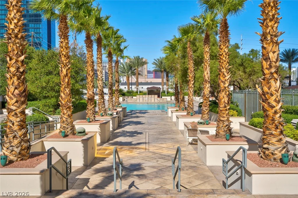 135 Harmon, Las Vegas, NV 89109