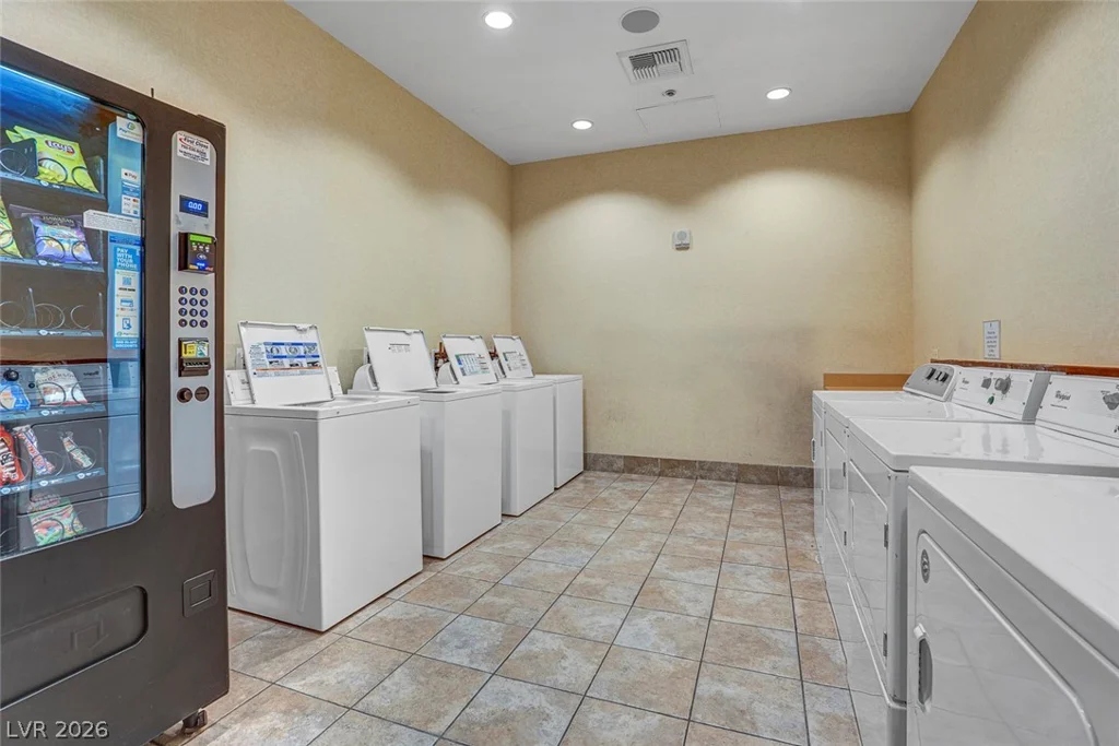135 Harmon, Las Vegas, NV 89109