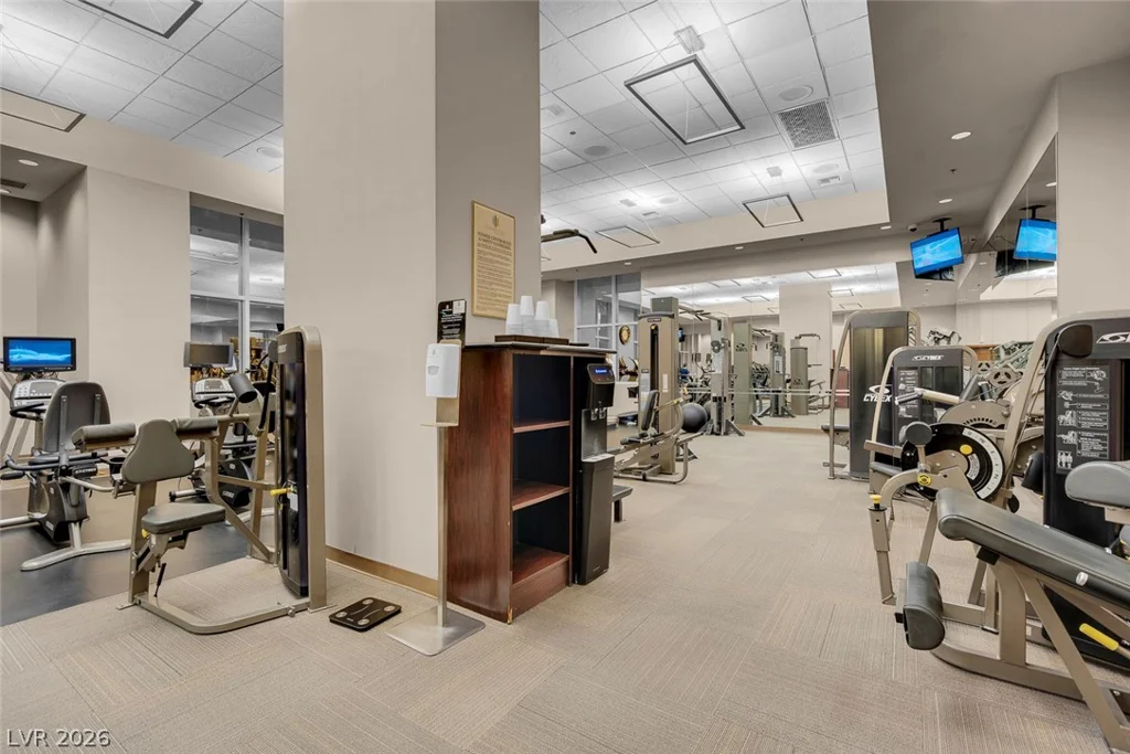 135 Harmon, Las Vegas, NV 89109