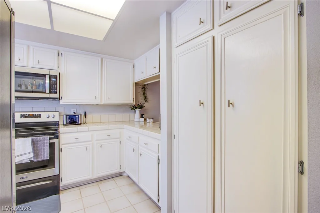 3130 Espanol, Las Vegas, NV 89121