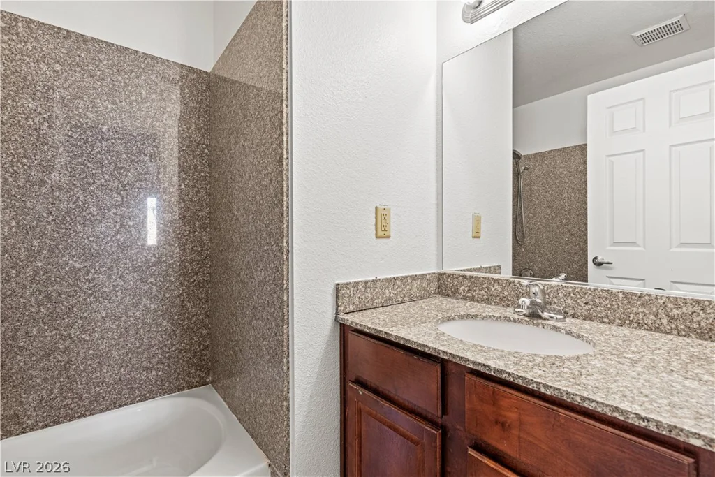 5383 Indian River, Las Vegas, NV 89103