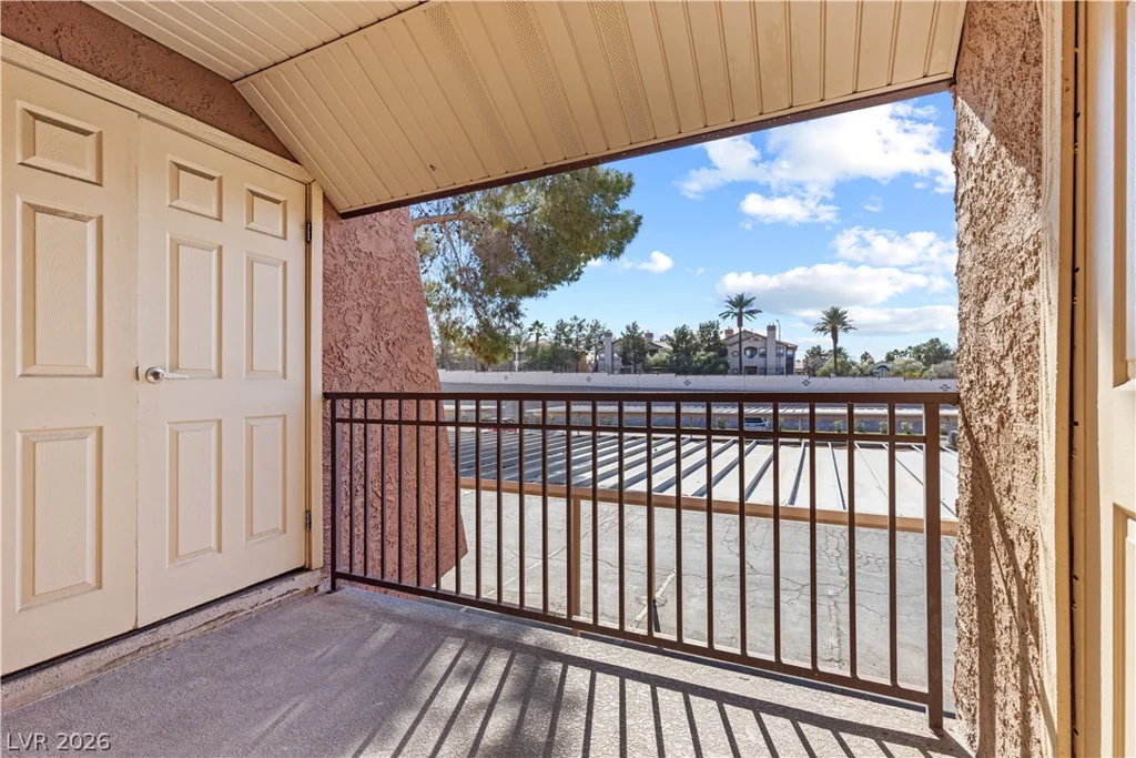 5383 Indian River, Las Vegas, NV 89103
