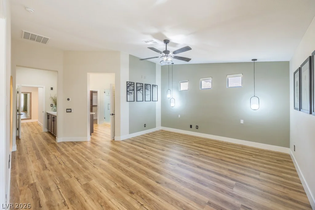 8217 Cabin Springs, Las Vegas, NV 89131