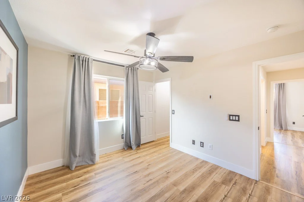 8217 Cabin Springs, Las Vegas, NV 89131