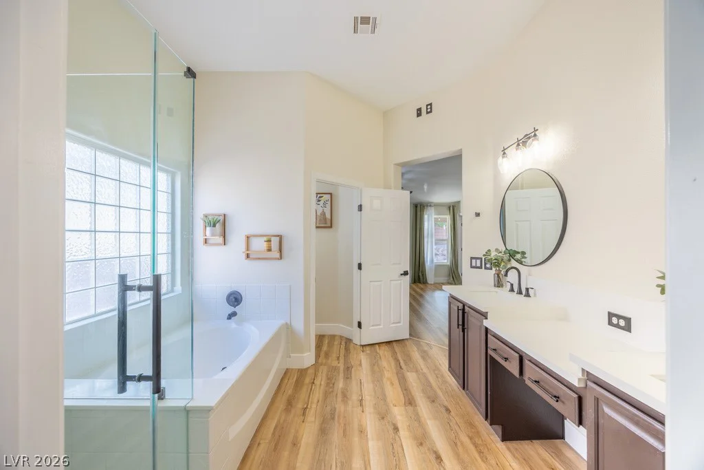 8217 Cabin Springs, Las Vegas, NV 89131