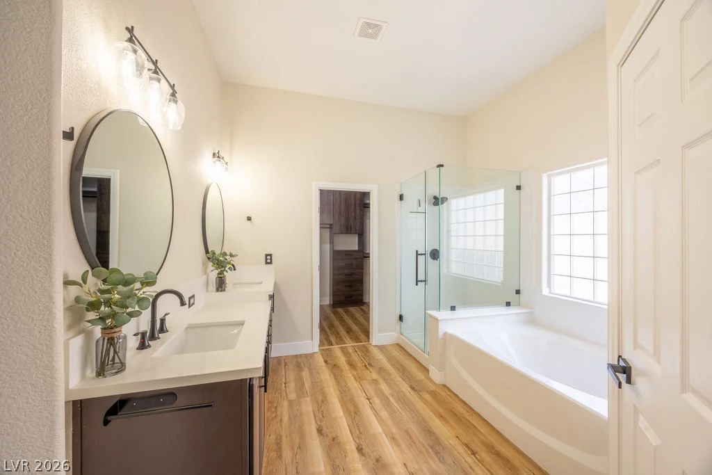 8217 Cabin Springs, Las Vegas, NV 89131