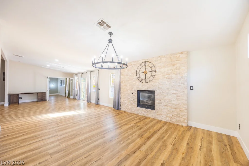 8217 Cabin Springs, Las Vegas, NV 89131