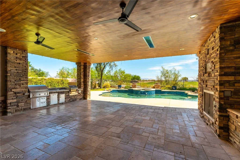 712 Canyon Greens, Las Vegas, NV 89144