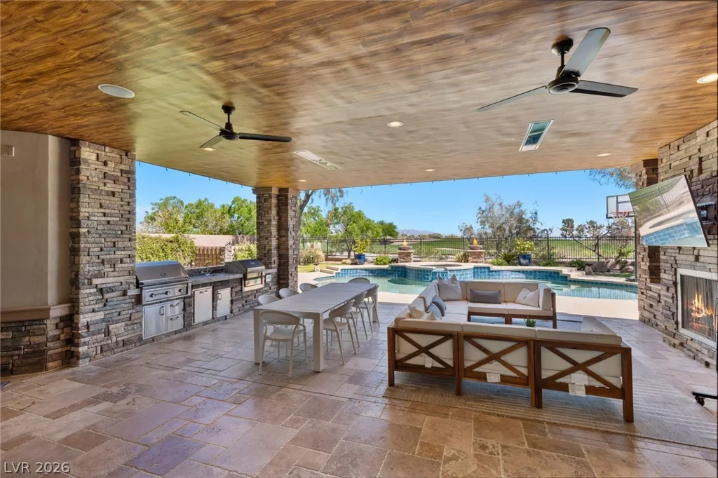 712 Canyon Greens, Las Vegas, NV 89144