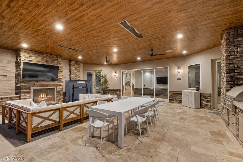 712 Canyon Greens, Las Vegas, NV 89144