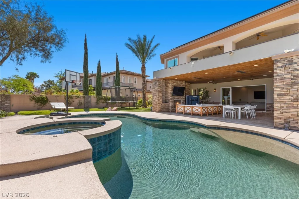 712 Canyon Greens, Las Vegas, NV 89144