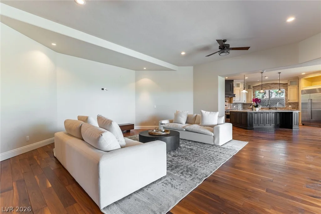 712 Canyon Greens, Las Vegas, NV 89144