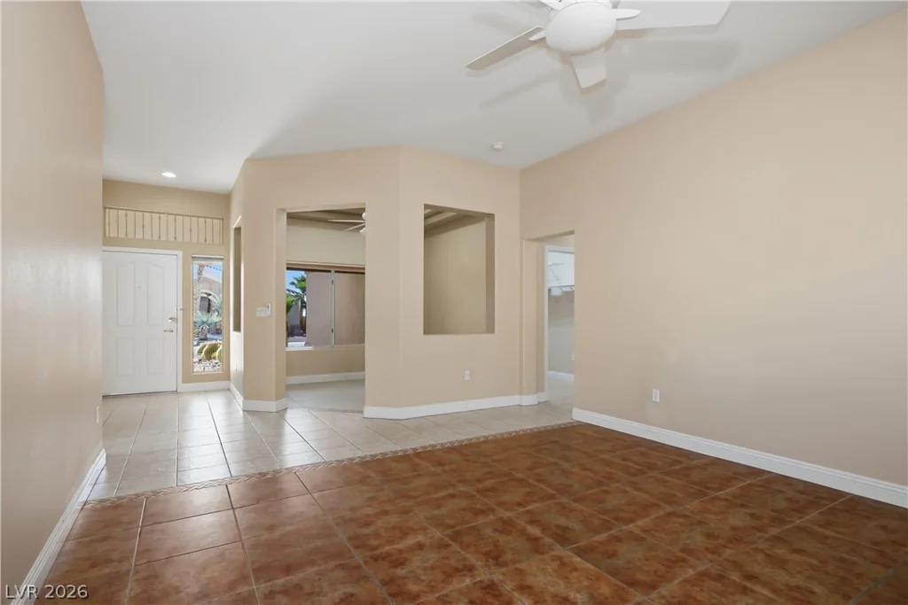 2261 Hot Oak Ridge, Las Vegas, NV 89134