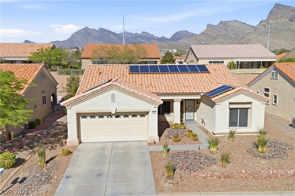 2261 Hot Oak Ridge, Las Vegas, NV 89134