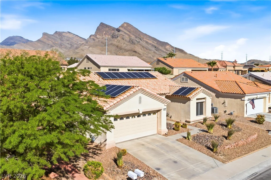 2261 Hot Oak Ridge, Las Vegas, NV 89134
