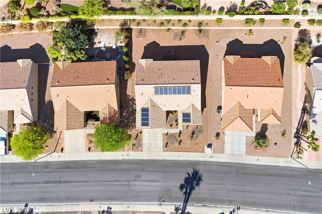 2261 Hot Oak Ridge, Las Vegas, NV 89134