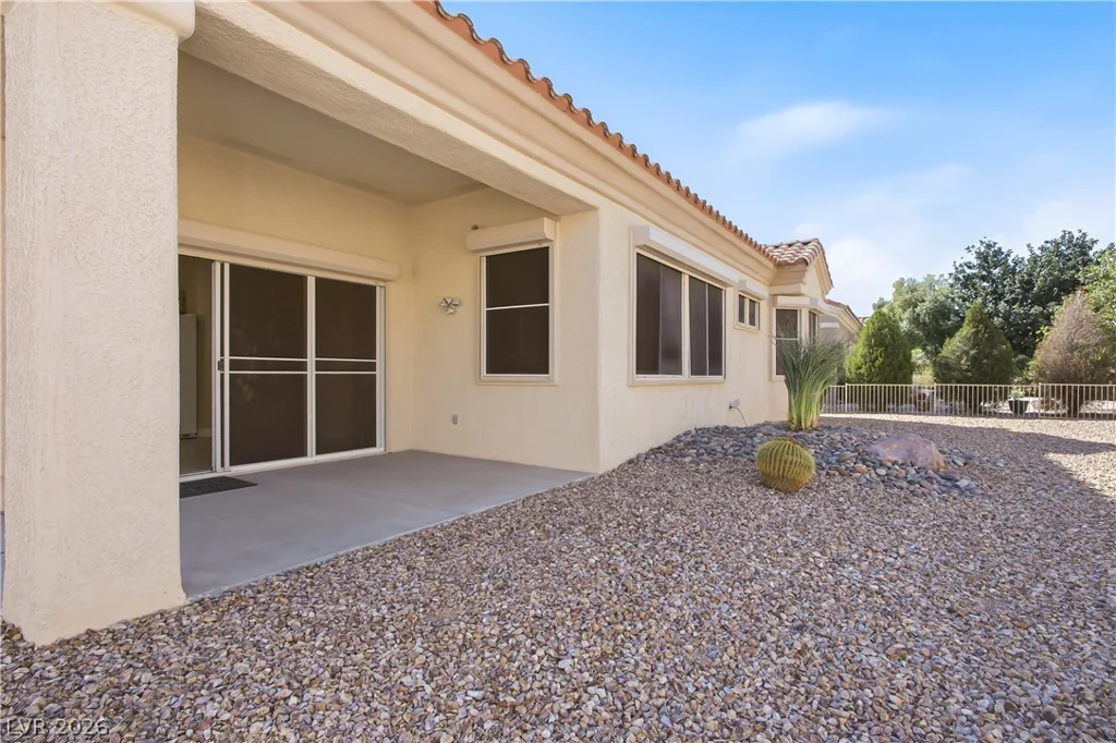 2261 Hot Oak Ridge, Las Vegas, NV 89134