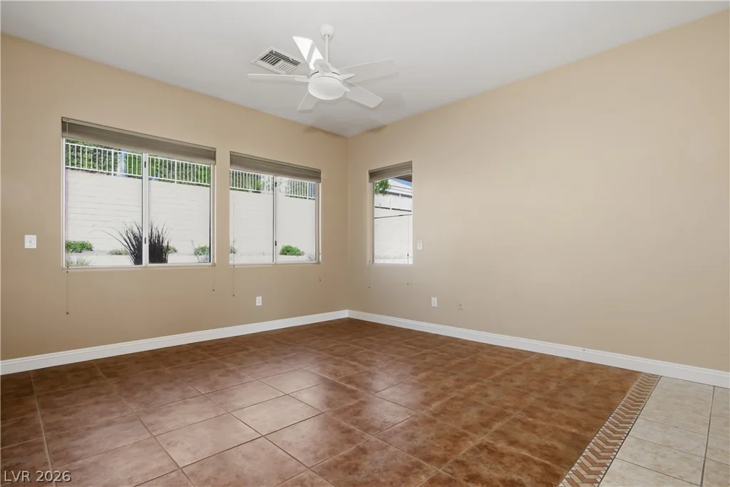 2261 Hot Oak Ridge, Las Vegas, NV 89134