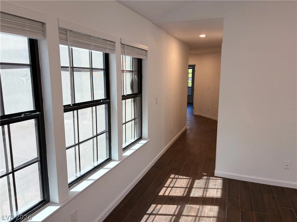 245 Cimarron, Las Vegas, NV 89145