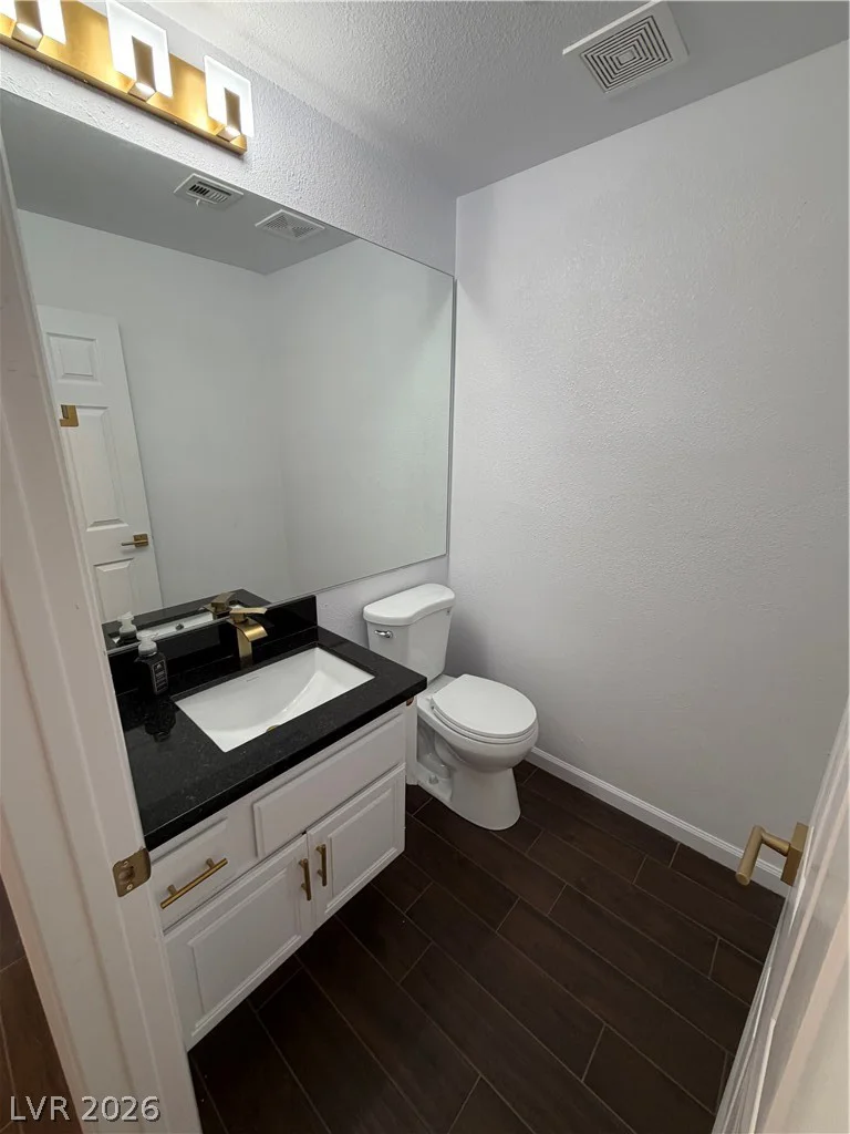 245 Cimarron, Las Vegas, NV 89145