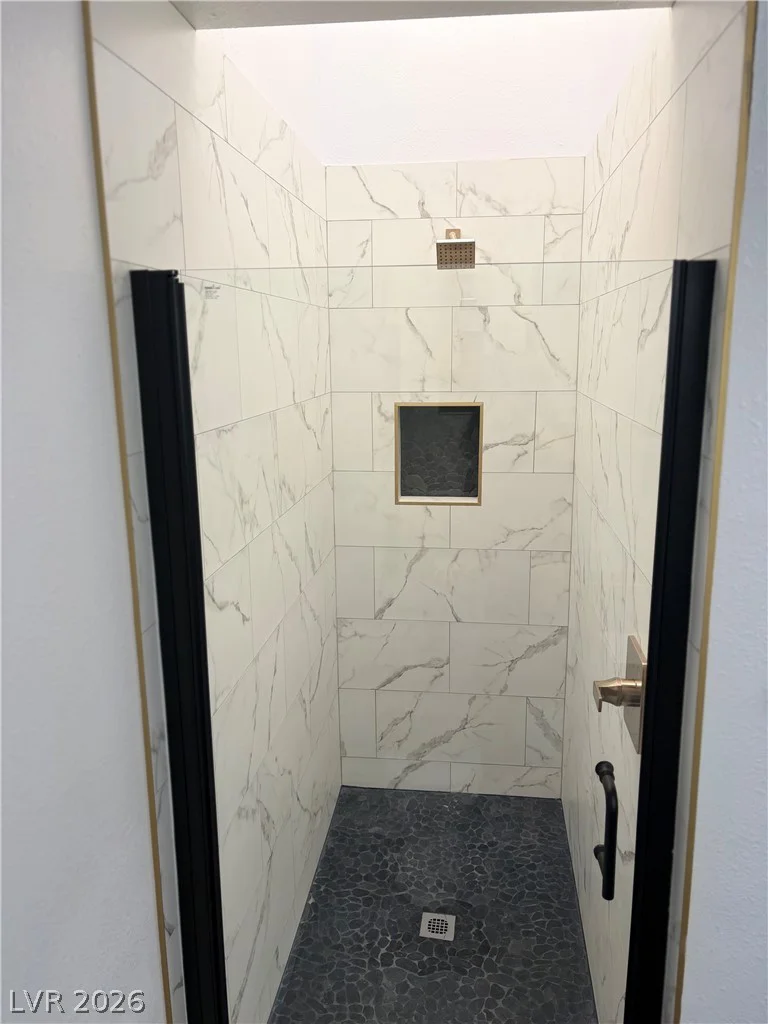 245 Cimarron, Las Vegas, NV 89145