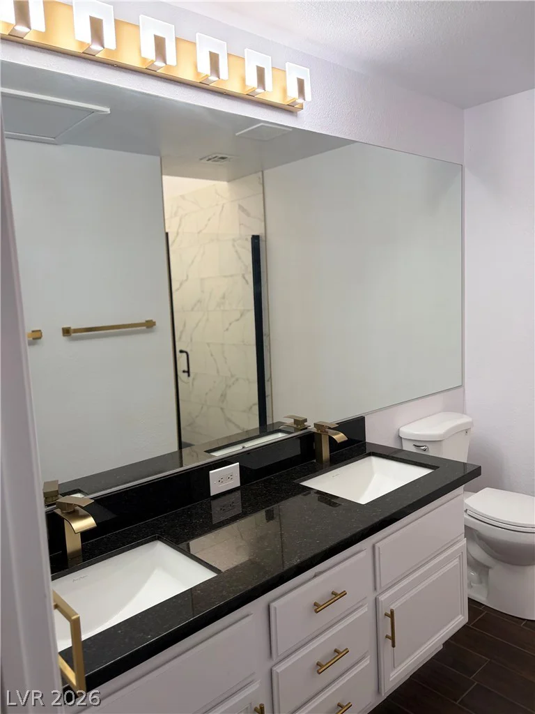 245 Cimarron, Las Vegas, NV 89145