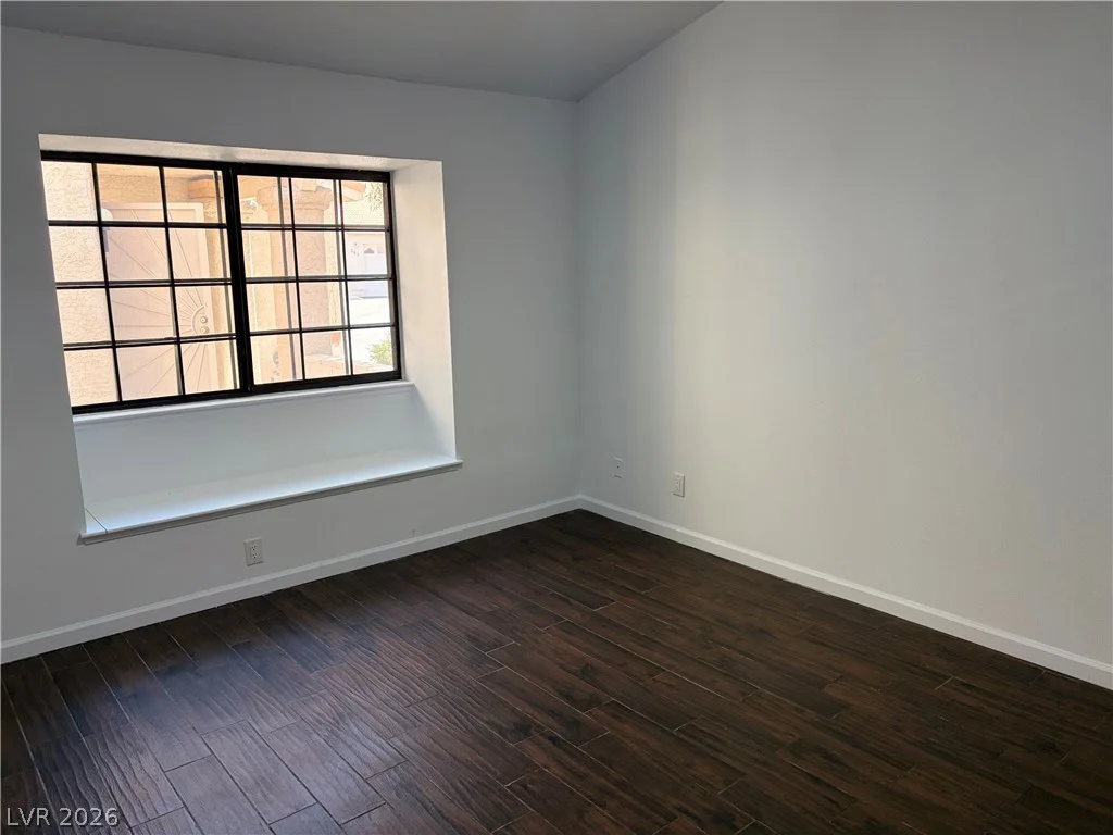 245 Cimarron, Las Vegas, NV 89145