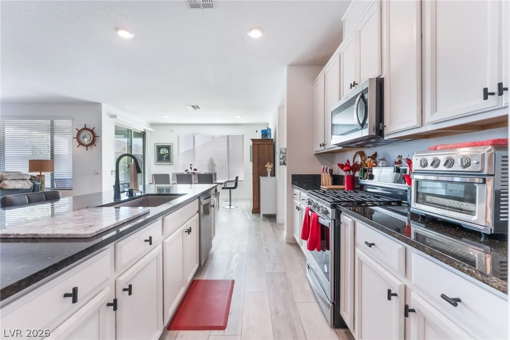 2125 Millergrove, North Las Vegas, NV 89086