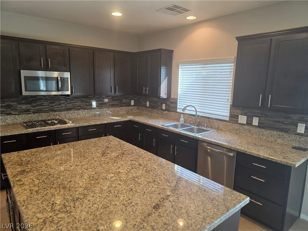 1509 Saxophone, North Las Vegas, NV 89081