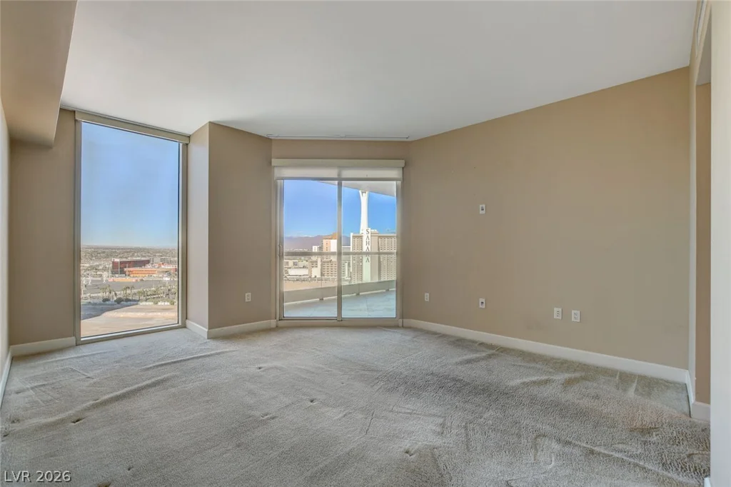 2777 Paradise, Las Vegas, NV 89109