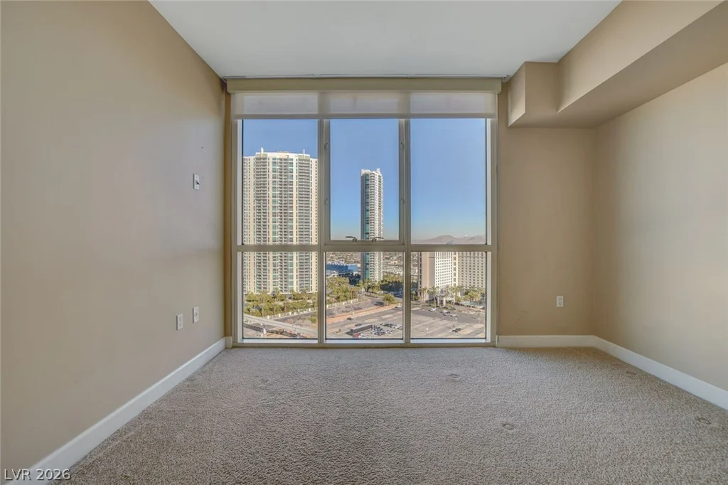 2777 Paradise, Las Vegas, NV 89109