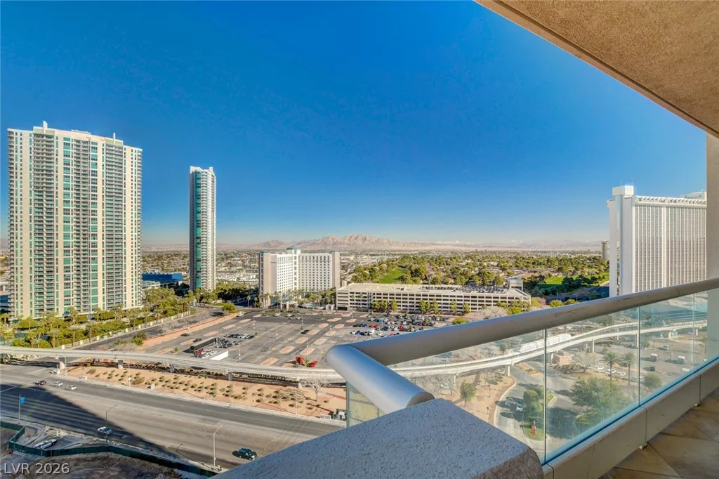 2777 Paradise, Las Vegas, NV 89109