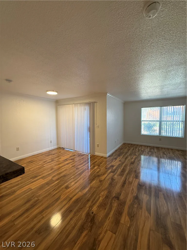 8101 Flamingo, Las Vegas, NV 89147