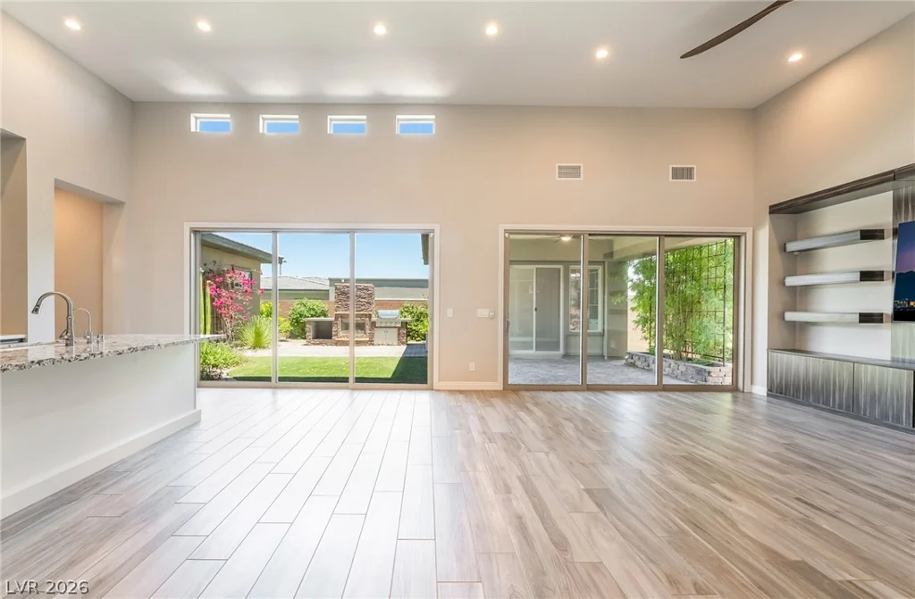 6706 DESERT CRIMSON, Las Vegas, NV 89148