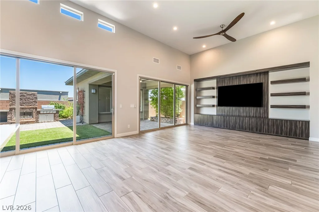 6706 DESERT CRIMSON, Las Vegas, NV 89148