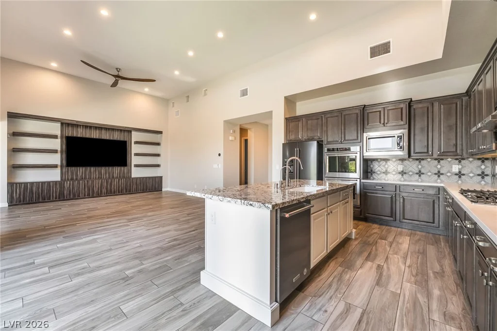 6706 DESERT CRIMSON, Las Vegas, NV 89148