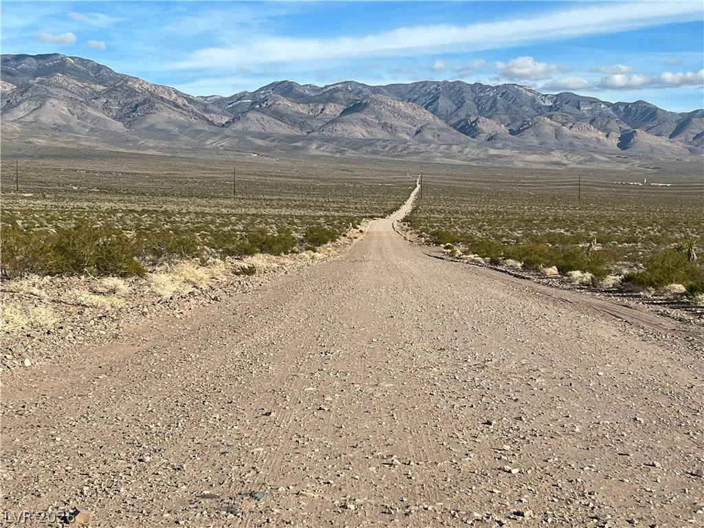 560 Ohio, Pahrump, NV 89020