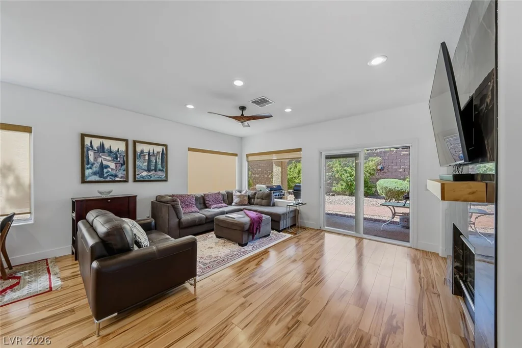 2001 Tulip Grove, Henderson, NV 89052