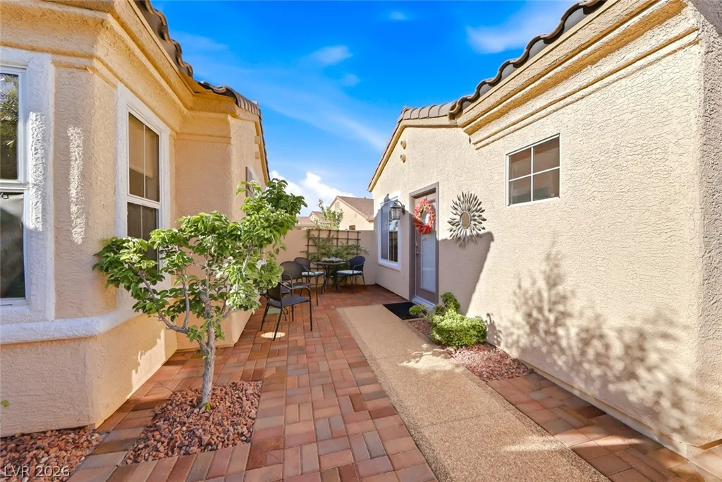 2001 Tulip Grove, Henderson, NV 89052