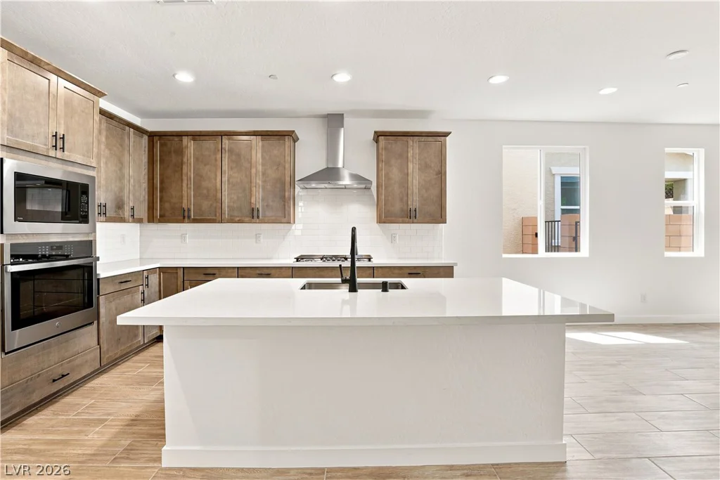 8243 Dwayne Frye, Las Vegas, NV 89148