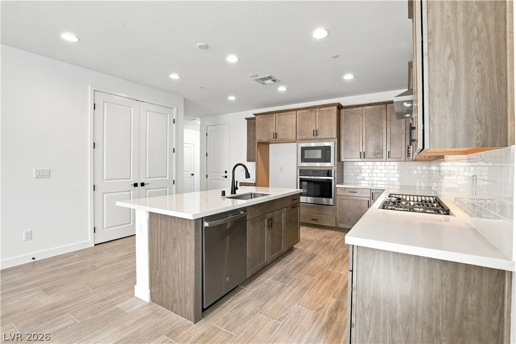 8243 Dwayne Frye, Las Vegas, NV 89148