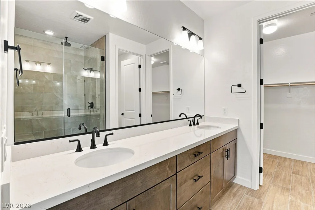 8243 Dwayne Frye, Las Vegas, NV 89148