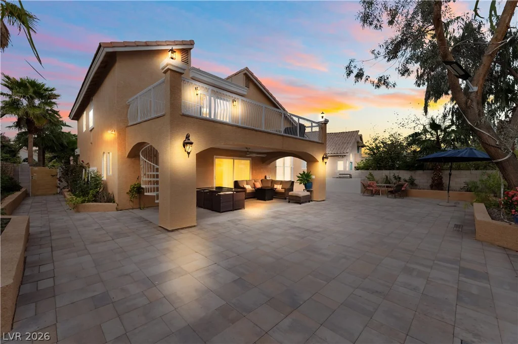 8205 Antler Pines, Las Vegas, NV 89149