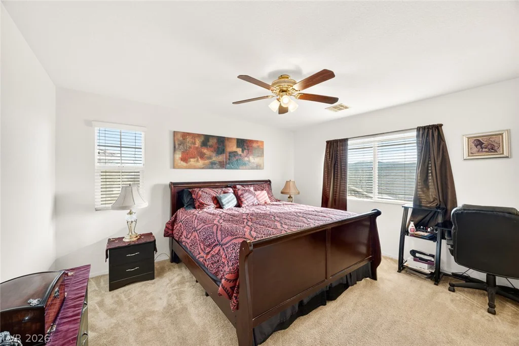 8809 Cavern Peak, Las Vegas, NV 89178