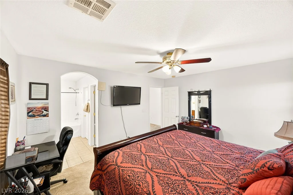 8809 Cavern Peak, Las Vegas, NV 89178