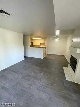 4865 Torrey Pines, Las Vegas, NV 89103