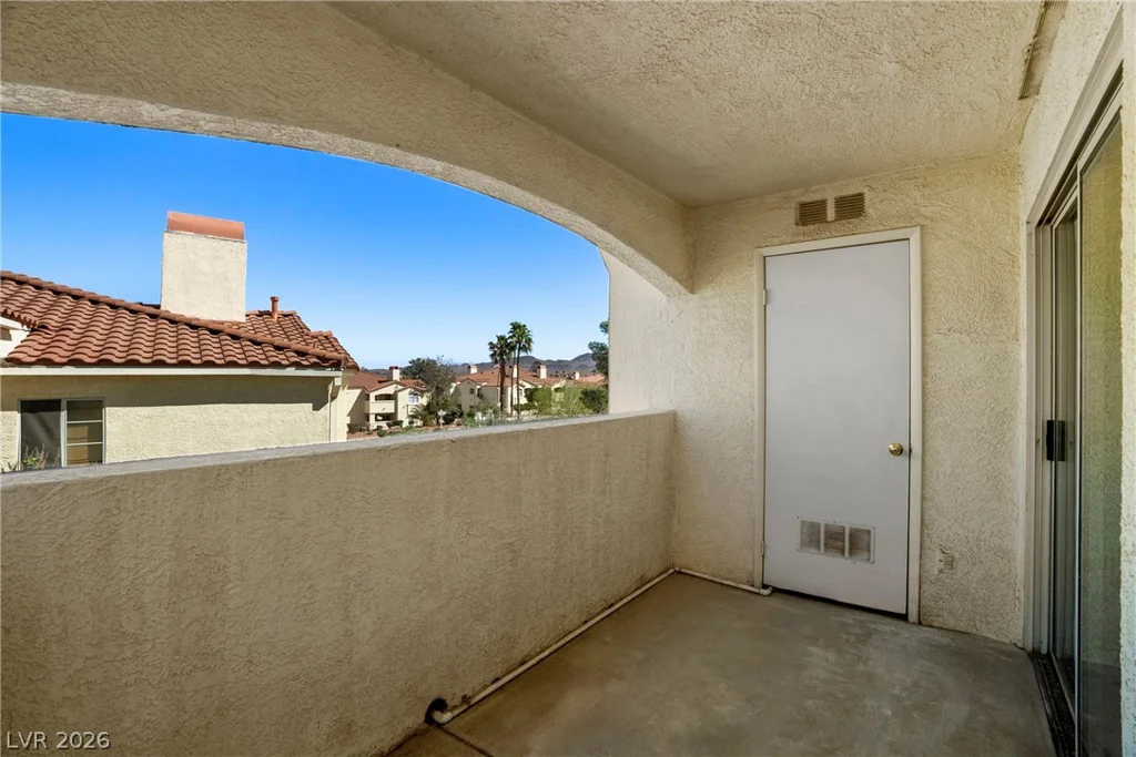 698 Racetrack, Henderson, NV 89015