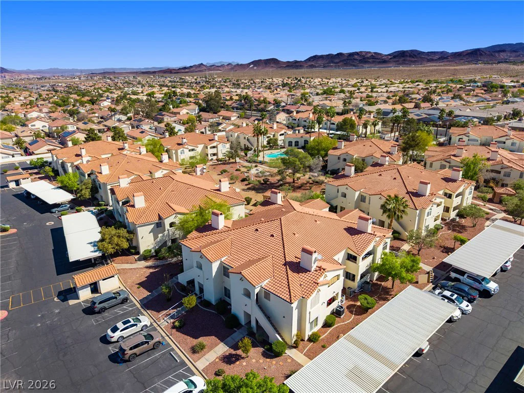 698 Racetrack, Henderson, NV 89015