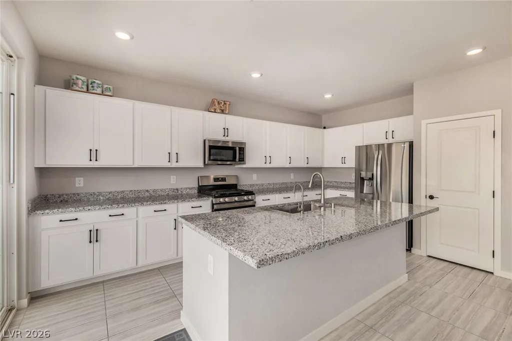 2858 Victorian, North Las Vegas, NV 89086