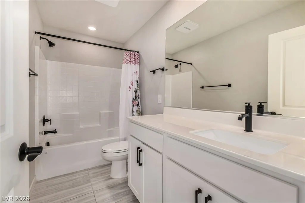 2858 Victorian, North Las Vegas, NV 89086